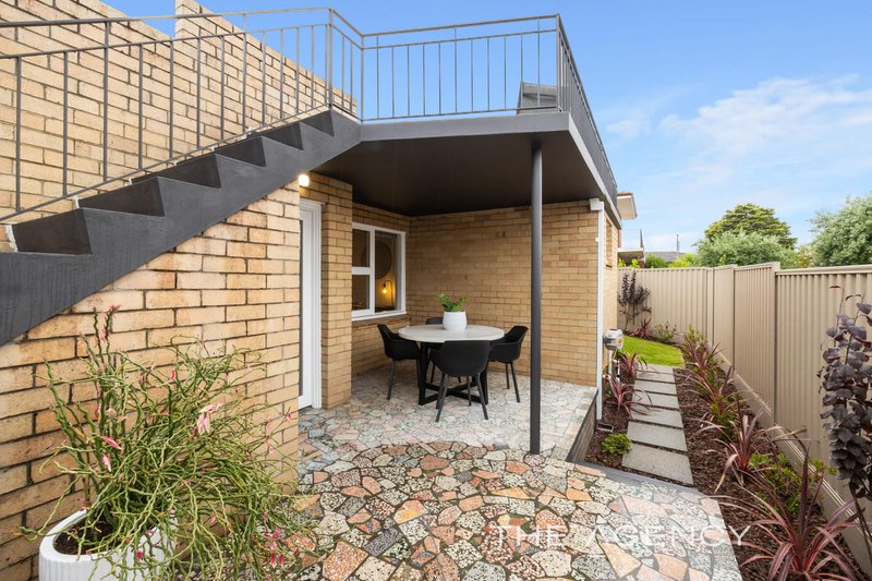 Photo - 12 Frape Avenue, Yokine WA 6060 - Image 4