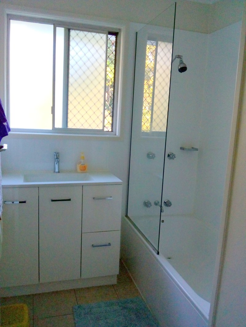 Photo - 12 Fredan Road, Deception Bay QLD 4508 - Image 5