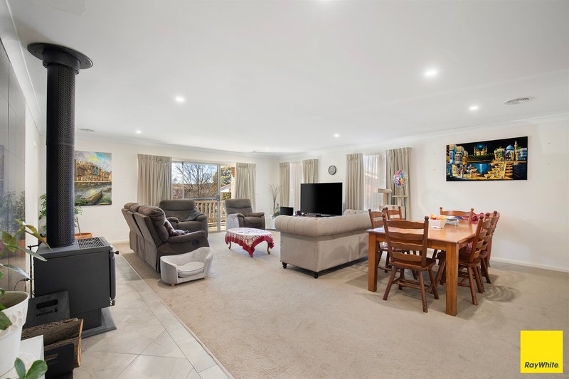 Photo - 12 Freeman Crescent, Armidale NSW 2350 - Image 4