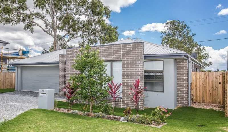 12 Fun Close, Bridgeman Downs QLD 4035