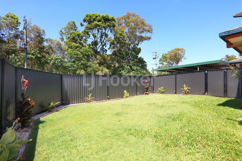 Photo - 1/2 Galaxy Court, Labrador QLD 4215 - Image 18