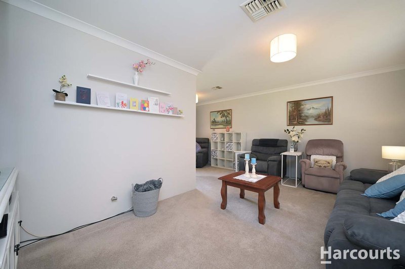 Photo - 12 Gallop Close, Heathridge WA 6027 - Image 3