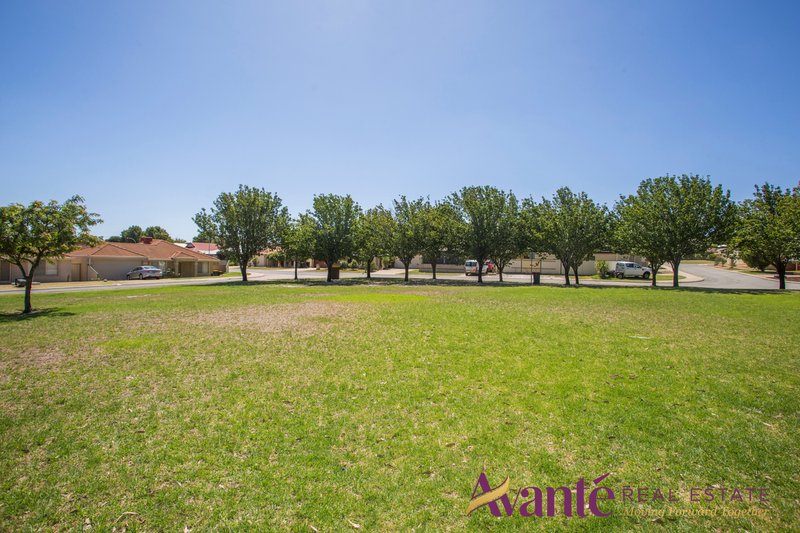 Photo - 12 Gandossi Court, Success WA 6164 - Image 34