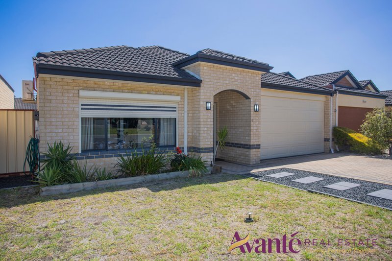 Photo - 12 Gandossi Court, Success WA 6164 - Image 35