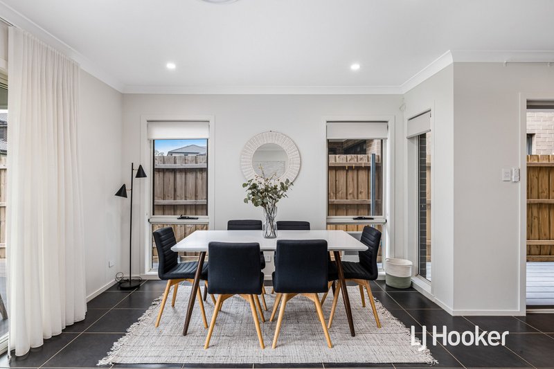 Photo - 12 Gannel Street, Marsden Park NSW 2765 - Image 5