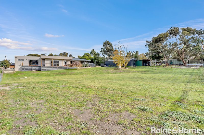 Photo - 12 Gap Road, Riddells Creek VIC 3431 - Image 25