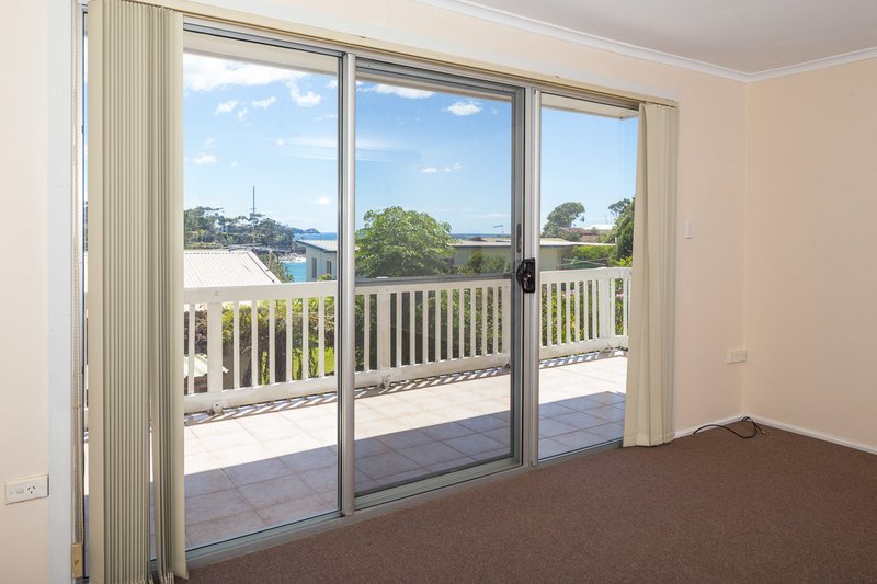 Photo - 12 Garagarang Street, Malua Bay NSW 2536 - Image 11