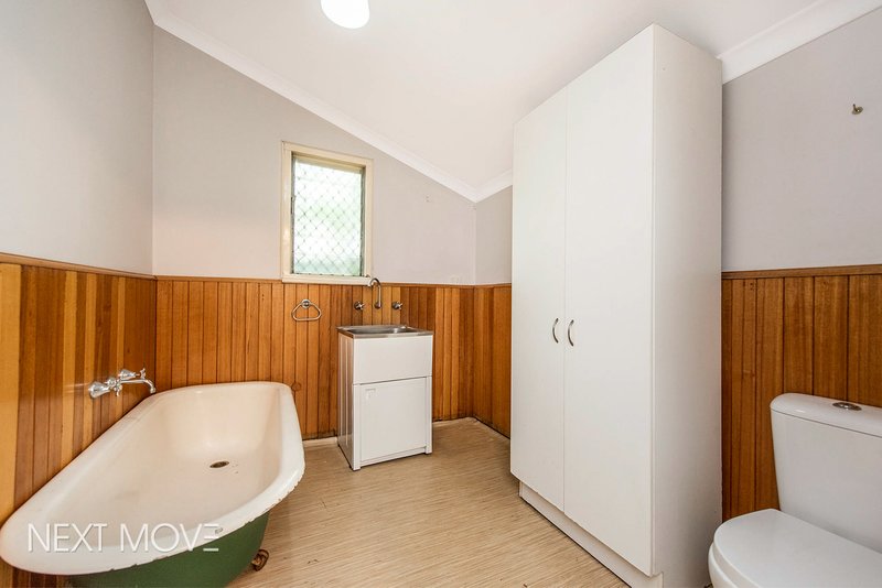 Photo - 12 Garling Street, Willagee WA 6156 - Image 3