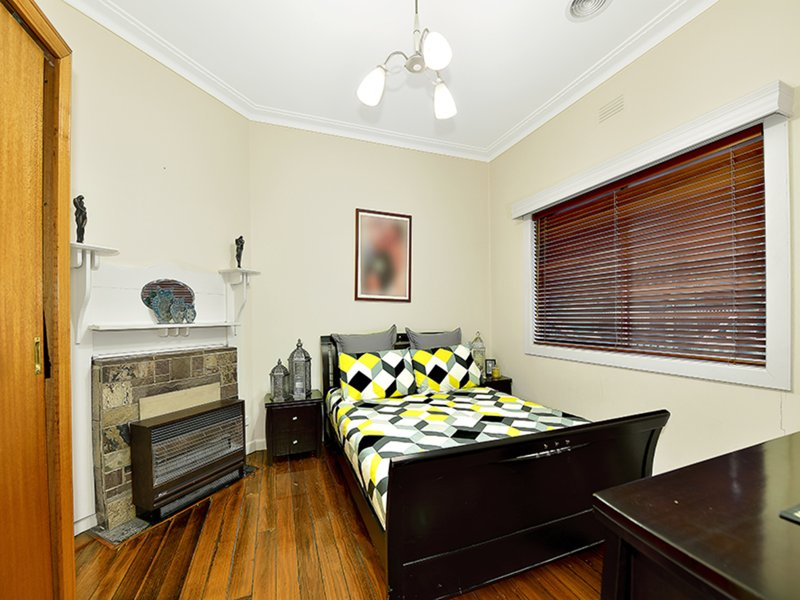 Photo - 12 Geake Street, Coburg VIC 3058 - Image 9