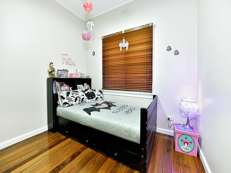 Photo - 12 Geake Street, Coburg VIC 3058 - Image 11