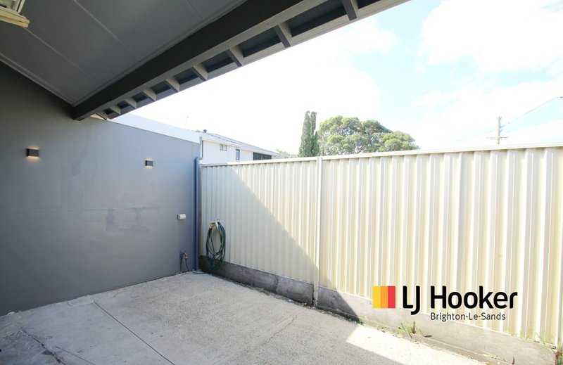 Photo - 12 General Holmes Drive, Brighton-Le-Sands NSW 2216 - Image 5