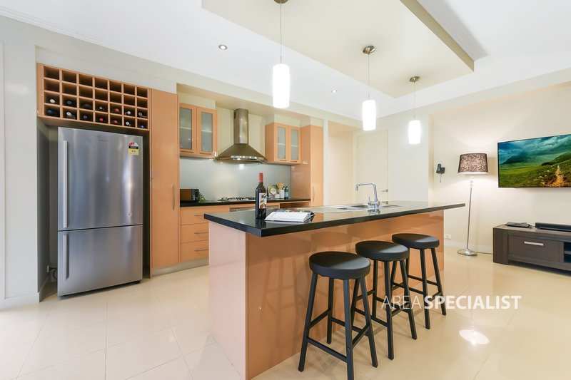 Photo - 12 Geoffrey Court, Keysborough VIC 3173 - Image 6