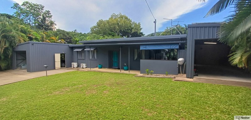 12 George Street, Flying Fish Point QLD 4860