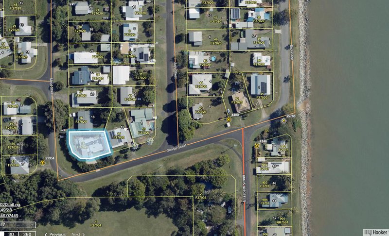 Photo - 12 George Street, Flying Fish Point QLD 4860 - Image 3