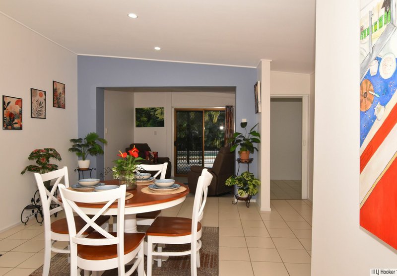 Photo - 12 George Street, Flying Fish Point QLD 4860 - Image 17