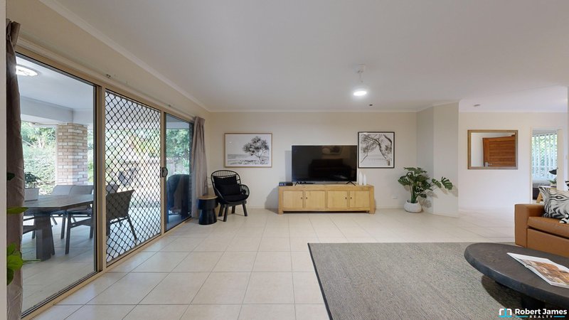 Photo - 12 George Street, Tewantin QLD 4565 - Image 6