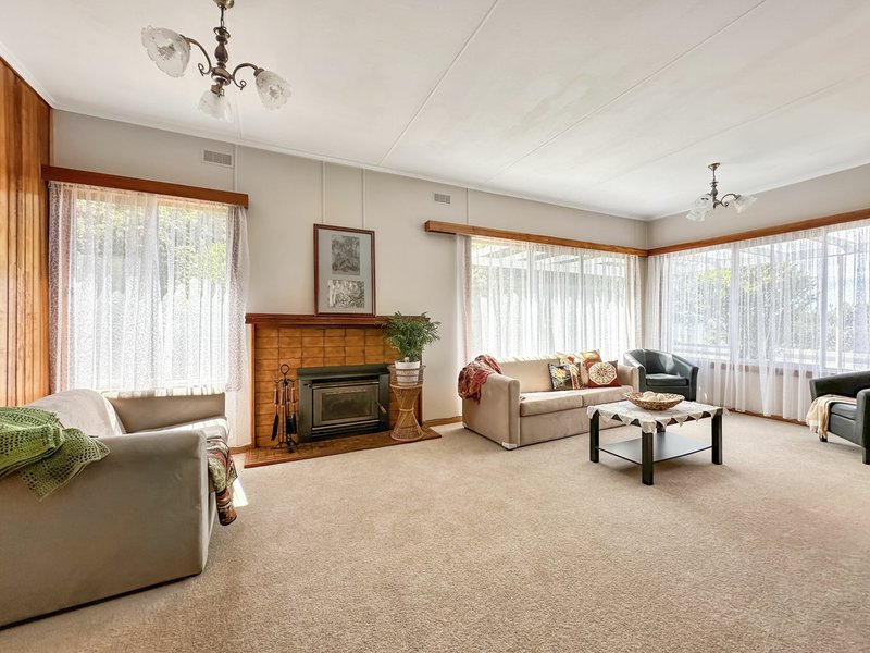 Photo - 12 Georges Bay Esplanade, St Helens TAS 7216 - Image 6