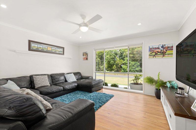 Photo - 12 Georgina Place, Beerwah QLD 4519 - Image 8