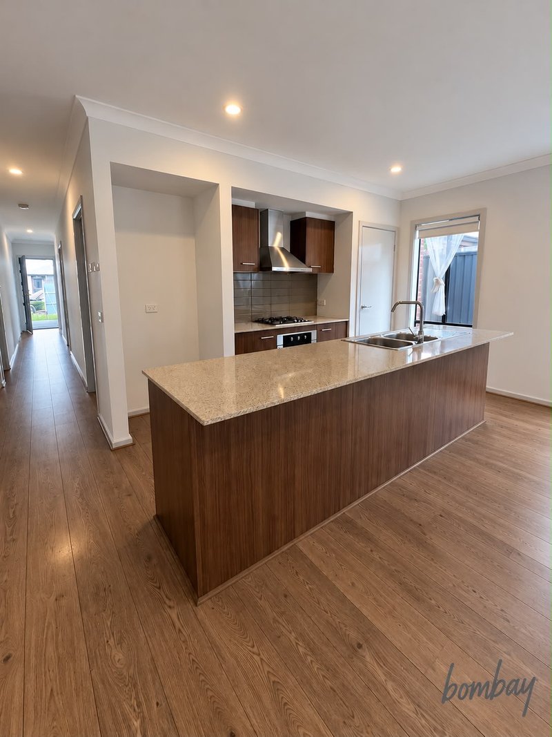 Photo - 12 Gift Road, Craigieburn VIC 3064 - Image 4