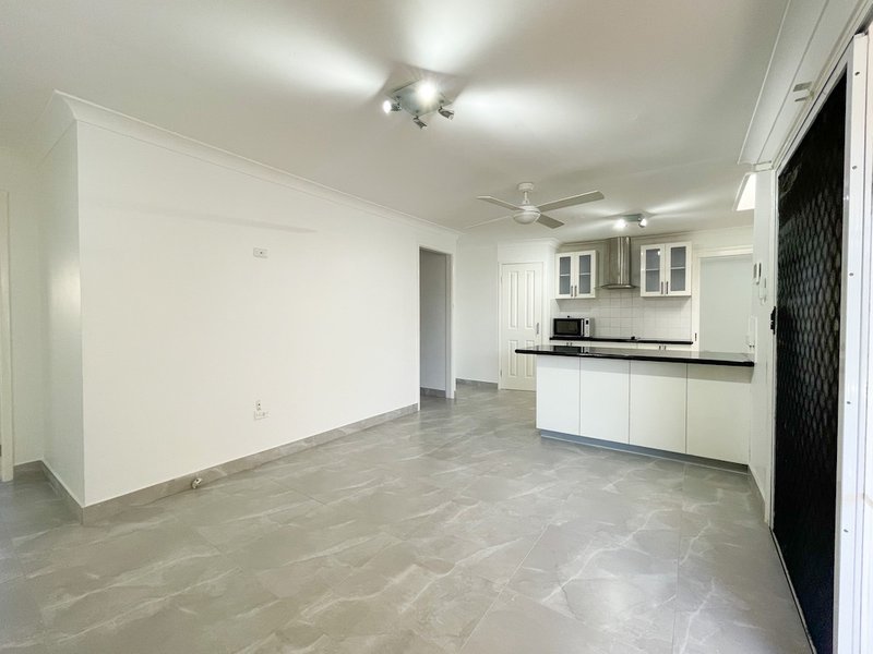 Photo - 12 Giles Crescent, Ruse NSW 2560 - Image 5