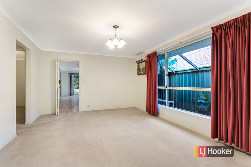 Photo - 12 Gillian Close, Noarlunga Downs SA 5168 - Image 2