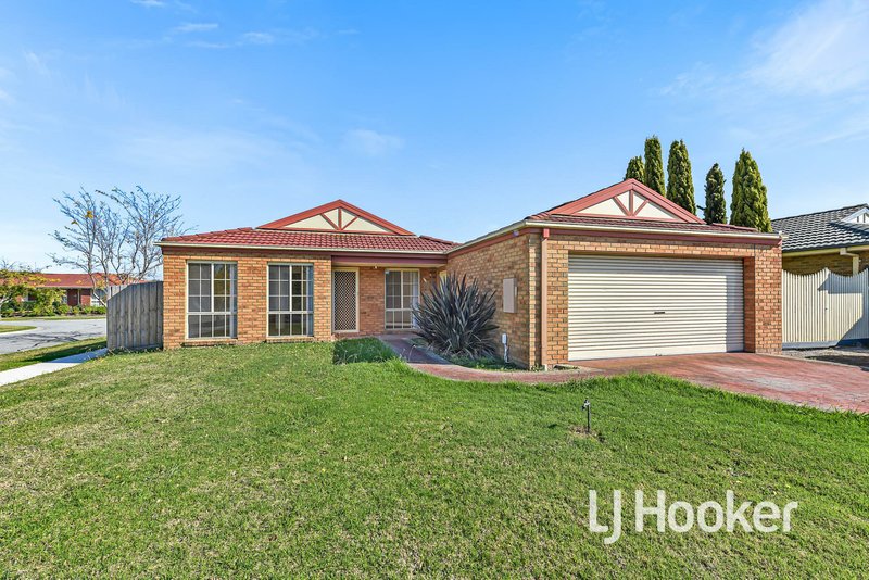 12 Gillian Place, Pakenham VIC 3810