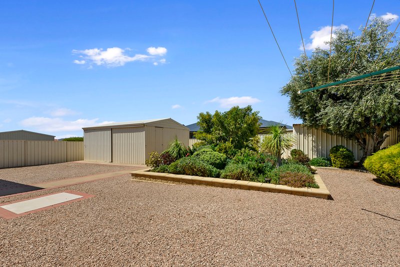 Photo - 12 Gilmore Crescent, Wallaroo SA 5556 - Image 14