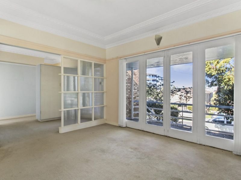 Photo - 12 Gipps Street, Wollongong NSW 2500 - Image 4