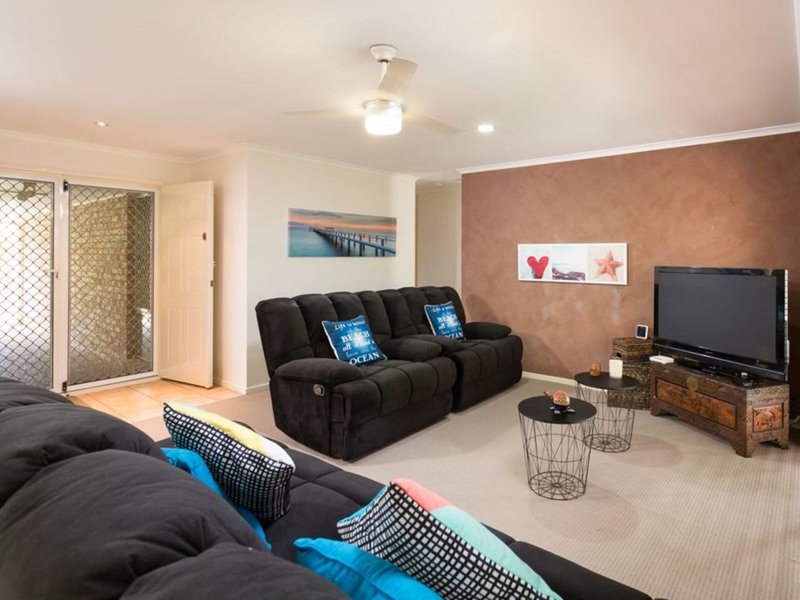 Photo - 12 Glauca St , Burleigh Heads QLD 4220 - Image 5