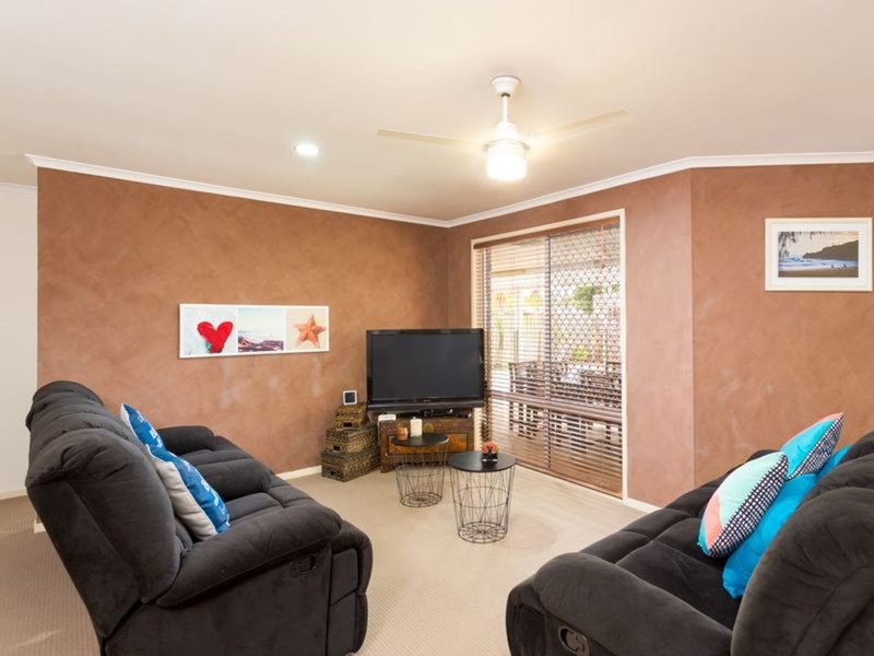 Photo - 12 Glauca St , Burleigh Heads QLD 4220 - Image 6