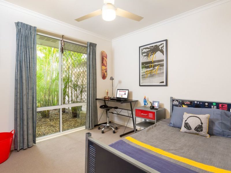 Photo - 12 Glauca St , Burleigh Heads QLD 4220 - Image 12