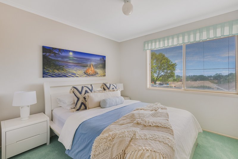 Photo - 12 Glen Ayr Drive, Banora Point NSW 2486 - Image 8