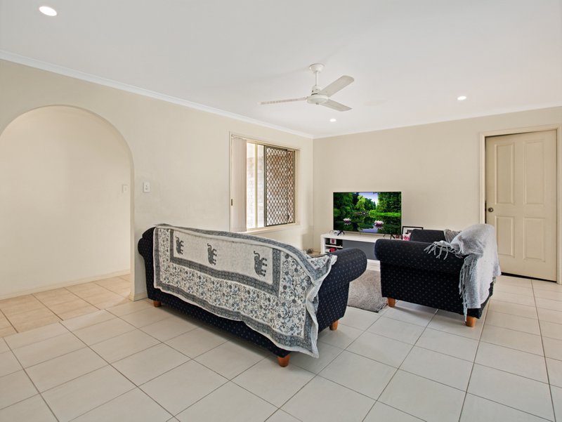 Photo - 12 Glengarry Court, Kawungan QLD 4655 - Image 5