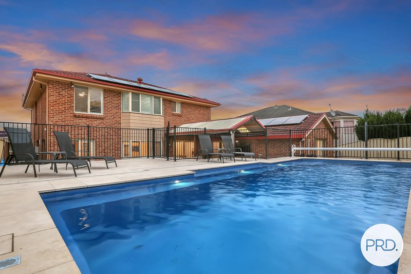 Photo - 12 Glengarry Way, Horsley NSW 2530 - Image 2