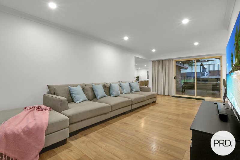 Photo - 12 Glengarry Way, Horsley NSW 2530 - Image 11