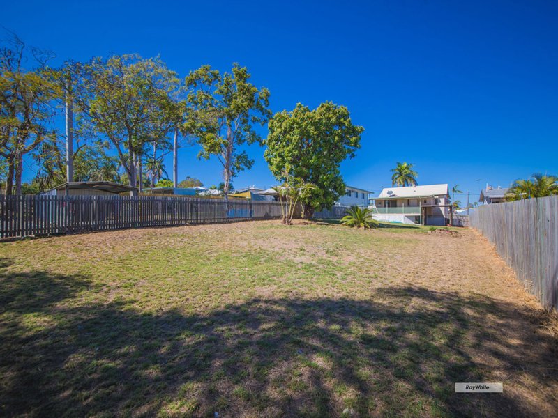 Photo - 12 Goodson Street, West Rockhampton QLD 4700 - Image 11