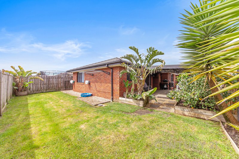 Photo - 12 Goshawk Drive, Pakenham VIC 3810 - Image 13