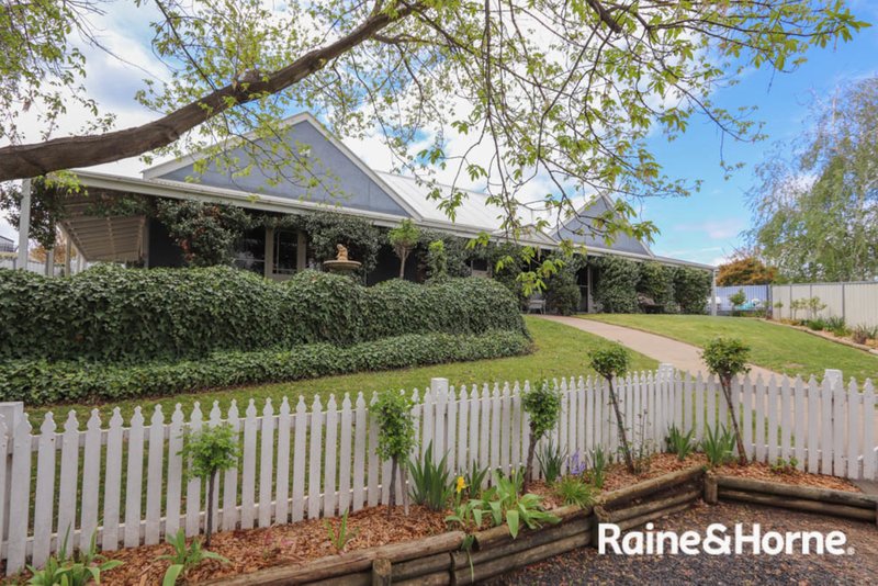 12 Graham Drive, Kelso NSW 2795