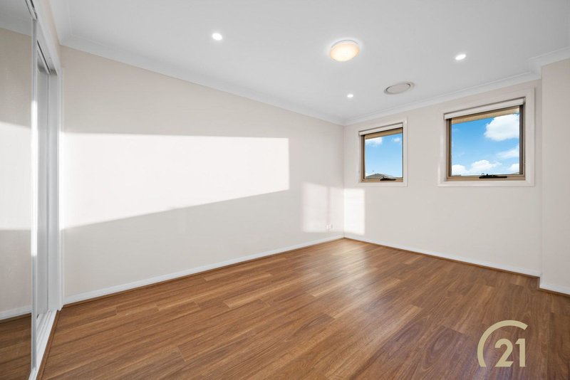 Photo - 12 Gran Sasso Avenue, Edmondson Park NSW 2174 - Image 10