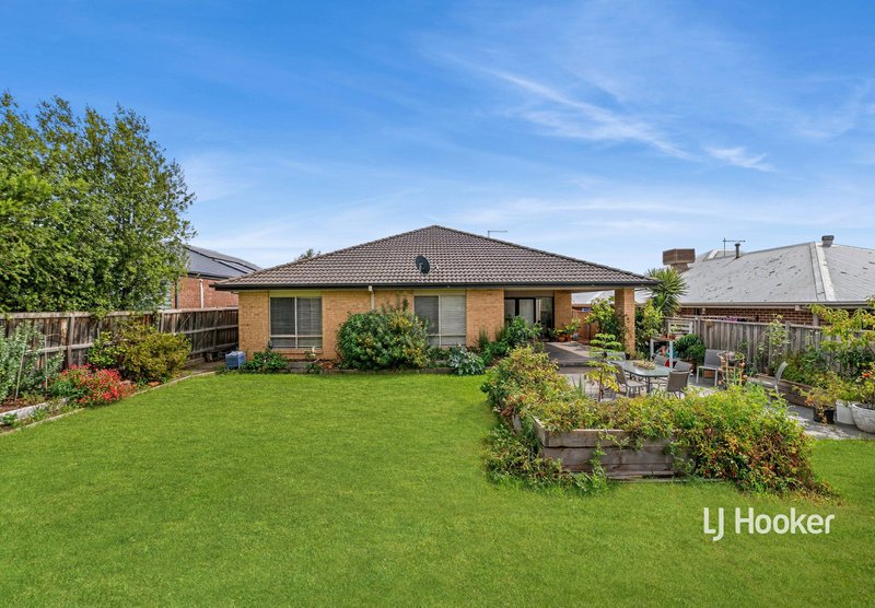 Photo - 12 Grange Drive, Broadford VIC 3658 - Image 12