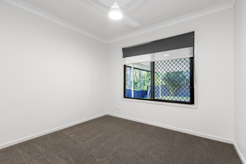 Photo - 12 Greenbank Circuit, Carrara QLD 4211 - Image 11