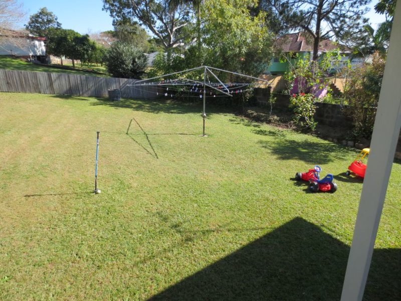 Photo - 12 Greendale Street, Morningside QLD 4170 - Image 5