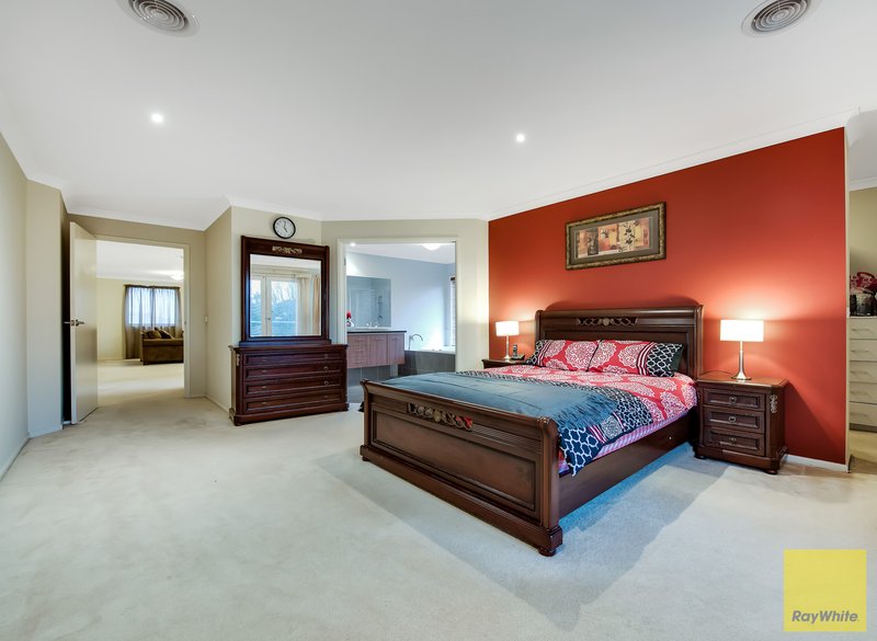 Photo - 12 Greenfinch Court, Williams Landing VIC 3027 - Image 7