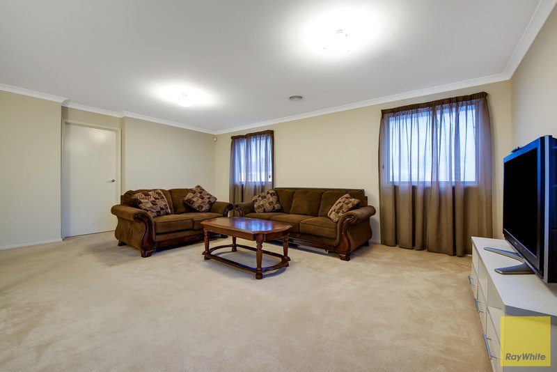 Photo - 12 Greenfinch Court, Williams Landing VIC 3027 - Image 10