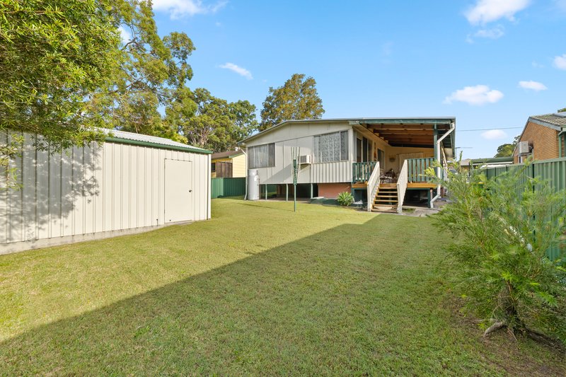 Photo - 12 Greenway Avenue, Mannering Park NSW 2259 - Image 10