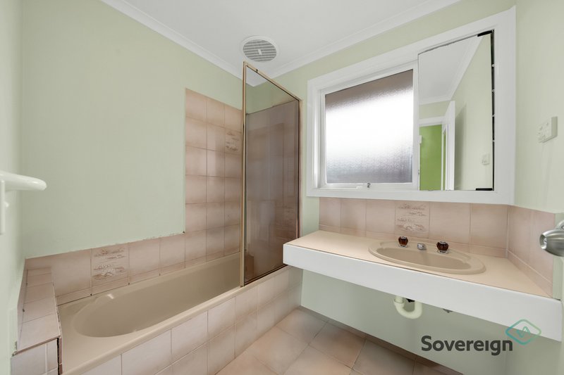Photo - 12 Greenwood Drive, Carrum Downs VIC 3201 - Image 10