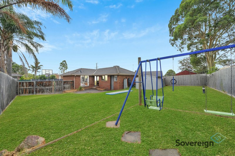 Photo - 12 Greenwood Drive, Carrum Downs VIC 3201 - Image 12