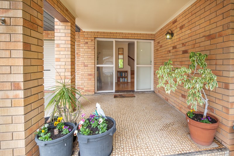 12 Grevillea Crescent, Kin Kora QLD 4680