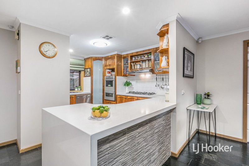 12 Greylea Grove, Seabrook VIC 3028