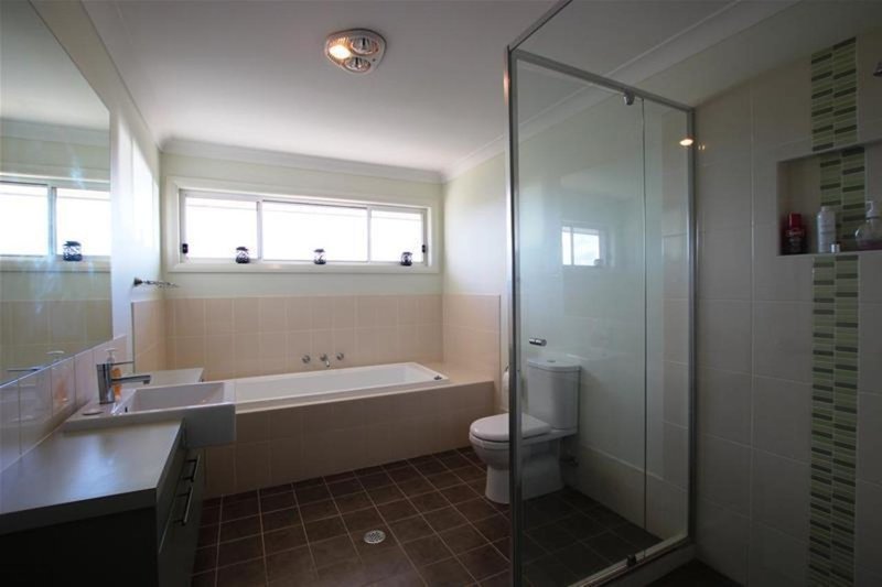 Photo - 12 Grimes Avenue, Elderslie NSW 2570 - Image 9